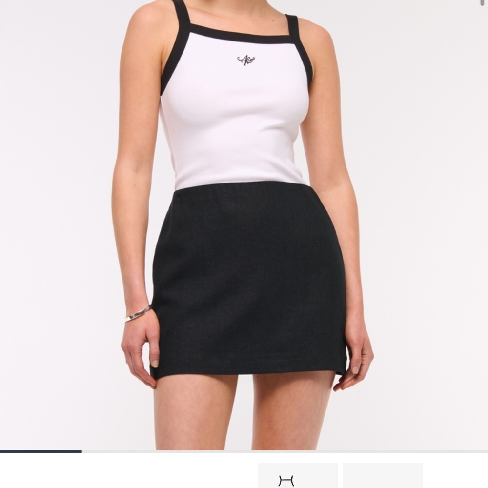 Abercrombie & Fitch Black skort